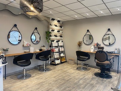 Salon De Coiffure Le Cocon D’Alicia, Salon de Coiffure à Saint-Chamond