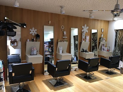 A La Pointe, Salon de Coiffure à La Ciotat