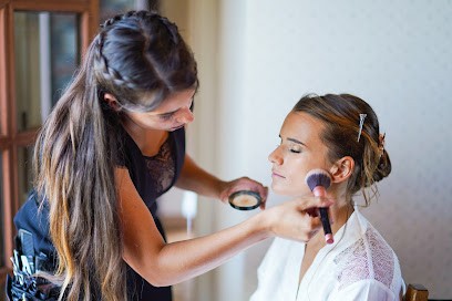 Coiffeuse à Domicile, Coiffure Et Maquillage Mariée, Rhône, Lyon, Villefranche Sûr Saône Jessica Maccajone, Coiffeur à Domicile à Lacenas