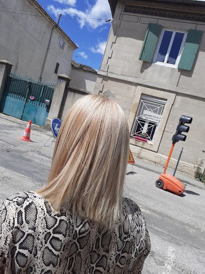 Syndie Coiffure, Salon de Coiffure à Redessan