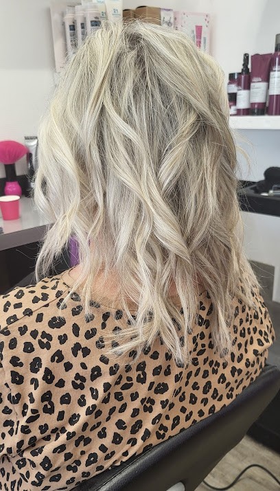 Belle Et Rebelle, Salon de Coiffure à Gruissan