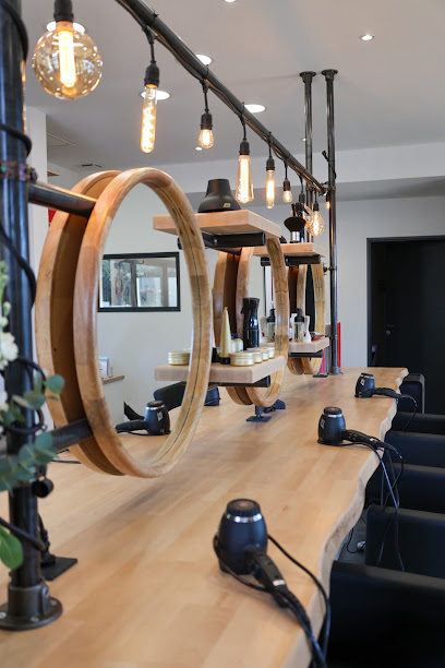 Salon 1934 Coiffeur à Suze-la-Rousse