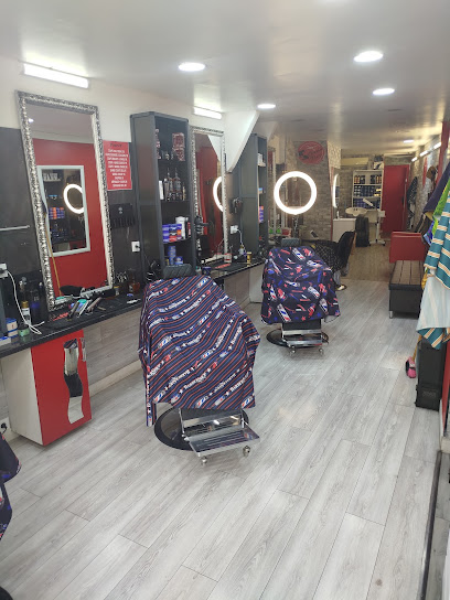Le Ciseau D'or Coiffeur à Denain