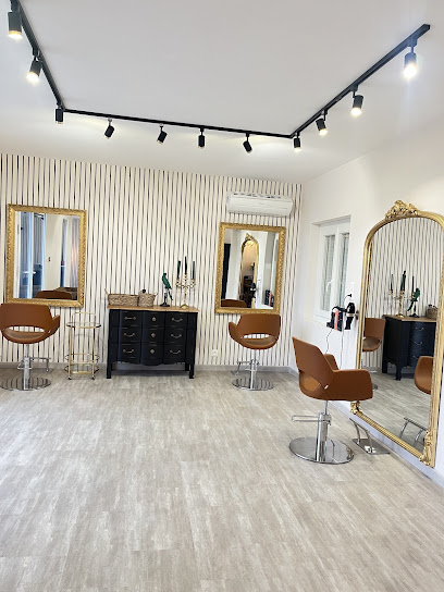 Le Miroir Coiffeur à Sigean