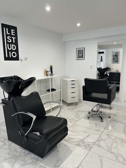 Le Studio By F, Salon de Coiffure à Feldkirch