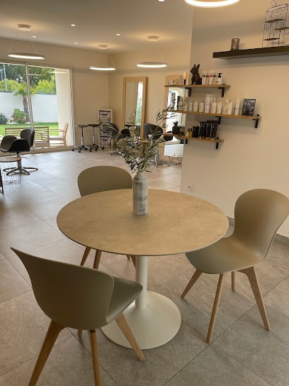 LA VILLA, Salon de Coiffure à Montmeyran