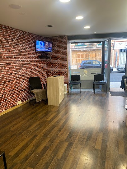 Coiffeur barbier rayyane, Barbier à Montauban