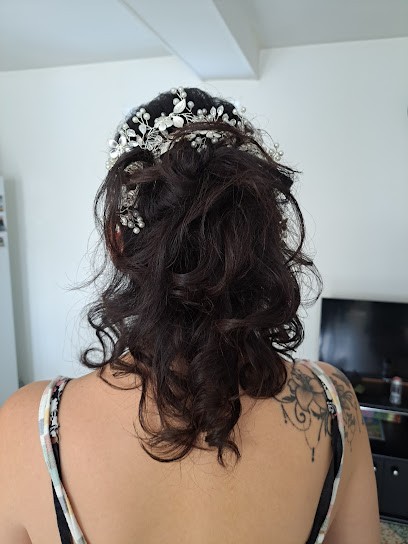 Espace Coiffure, Salon de Coiffure à Prémery