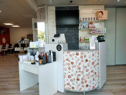 Wellness Area, Salon de Coiffure à Saint-Yrieix-sur-Charente