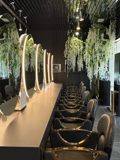Raphaël Perrier Coiffeur à Besançon