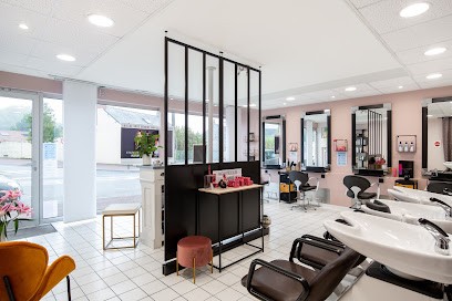 Un Fauteuil Pour Soi, Salon de Coiffure à Sainte-Luce-sur-Loire