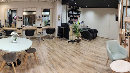 Tif'n Coiffure Angers, Salon de Coiffure à Angers