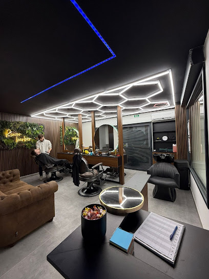 Rinor Barber Coiffeur à Dagneux
