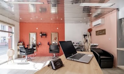 M.beautyhair, Salon de Coiffure à Villeneuve-Tolosane