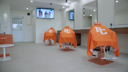 FADE CLUB BARBERSHOP, Salon de Coiffure à Santeny