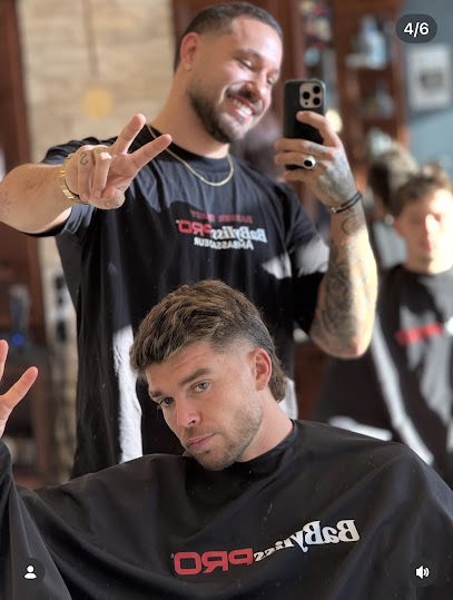 12Th Square Barber Bassins À Flot Bordeaux Barbier à Bordeaux