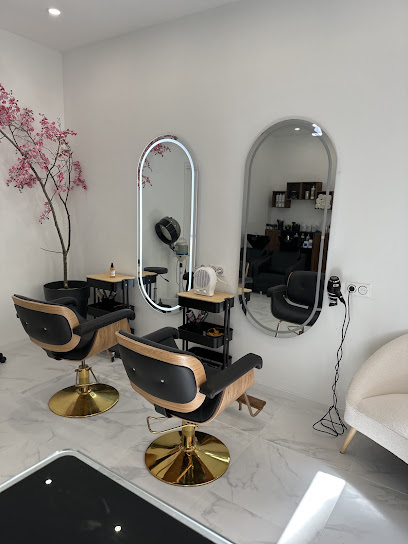 Belle (Coiffure Et Beauté) Coiffeur à Marseille 04