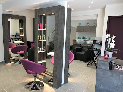 Virginie Coiffure Et Esthétique, Salon de Coiffure à Sathonay-Village
