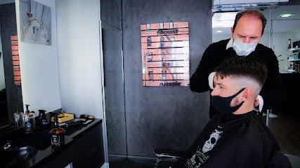 David HCM - Coiffeur Angers, Salon de Coiffure à Angers