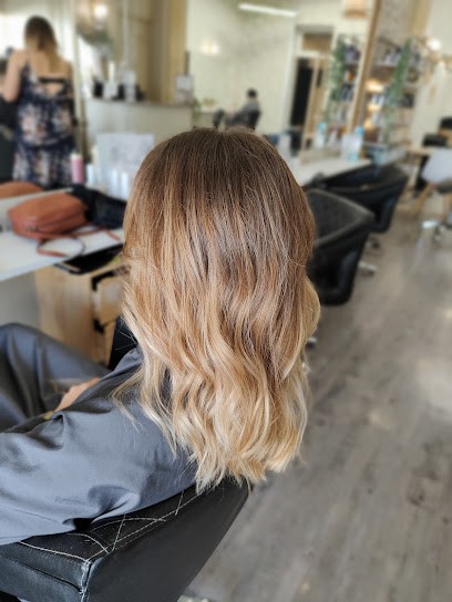 Evazion Coiffure, Salon de Coiffure à Saujon