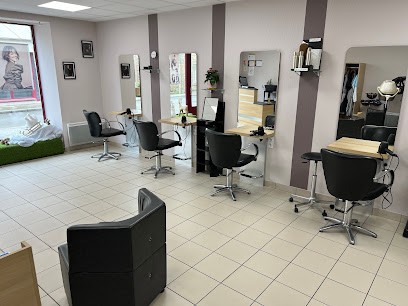 Créatif'Coiffure, Salon de Coiffure à Commer