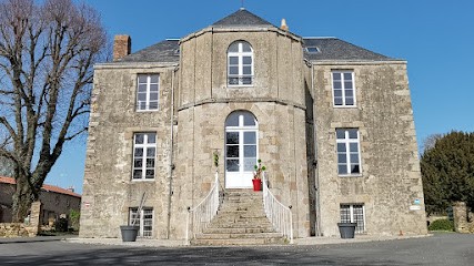 Be One - Coiffure, Salon de Coiffure à Cholet