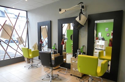 La Tête Ailleurs Coiffure - Danchaud Brigitte, Salon de Coiffure à Vierzon