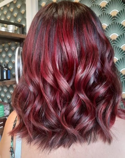 Haircut By A & L, Salon de Coiffure à Villegouge