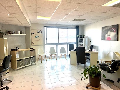 L’ espace vénitien Coiffure/Onglerie/Esthétique /Massages bien-être, Salon de Coiffure à Martigues