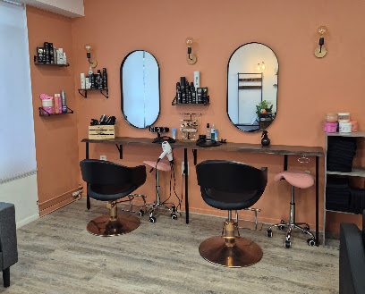 Mes'dames, Mes'sieurs Coiffeur à Portes-lès-Valence