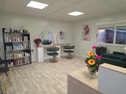 La Coifferie Eden My, Coiffeur à Boucé