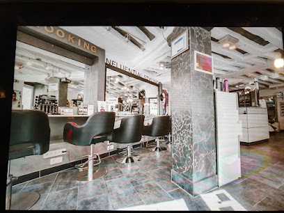 Soriba Coiffure, Salon de Coiffure à Neauphle-le-Château