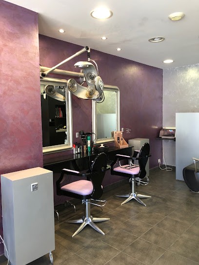 Paus'Coif, Salon de Coiffure à Ambilly