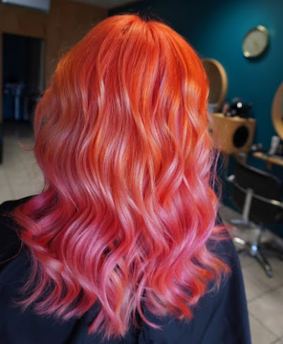 L'atelier Coiffure D'emilie Coiffeur à Vogüé