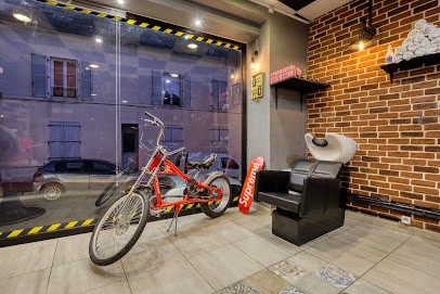 Barber Factory, Salon de Coiffure à Louvres