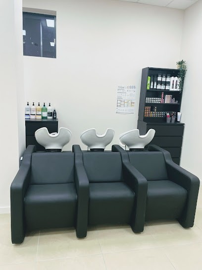 MAISON NK, Salon de Coiffure à Bondoufle