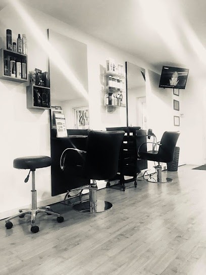 VIP COIFFURE (Nathalie), Salon de Coiffure au Coudray