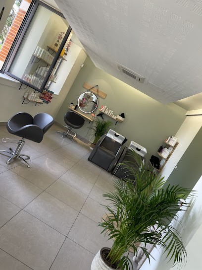 Créa'Tif Coiffure, Salon de Coiffure à Ségoufielle