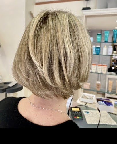 Céline France, Salon de Coiffure à Menton