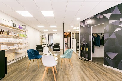 Le Quatre, Salon de Coiffure à Metz