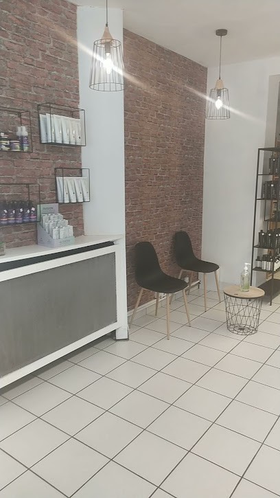 N&L Studio Coiffure Cholet, Salon de Coiffure à Cholet
