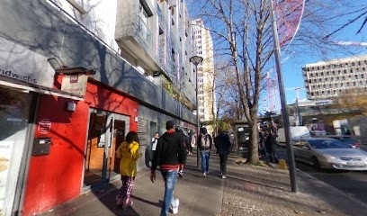 Oussama, Salon de Coiffure à Paris 08