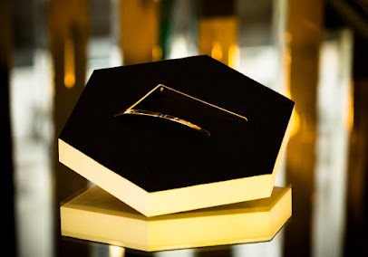 MH Coiffure, Salon de Coiffure à Paris 08