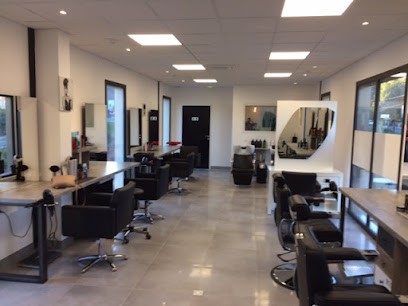 Chez Max, Salon de Coiffure à Rodez