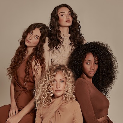 Aqua Salon, Salon de Coiffure à Châteaumeillant