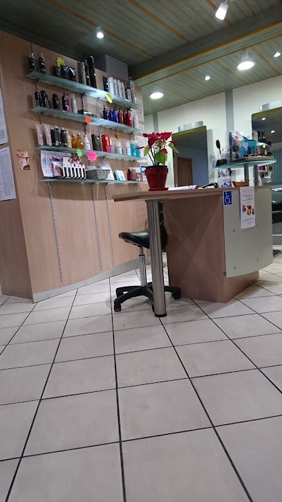 Emmanuelle Coiff, Salon de Coiffure à Fréland