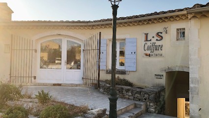 L.S Coiffure, Salon de Coiffure à Saint-Restitut