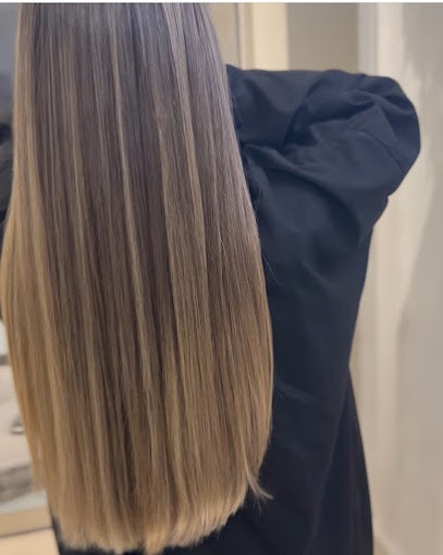 Beauty Time By Cherrazze, Salon de Coiffure à Vénissieux