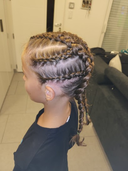 Coiffure A Domicile Morgane, Coiffeur à Domicile à Sainte-Geneviève