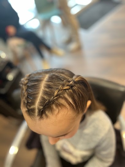 L’Univ’Hair, Salon de Coiffure à Saint-Hilaire-le-Vouhis